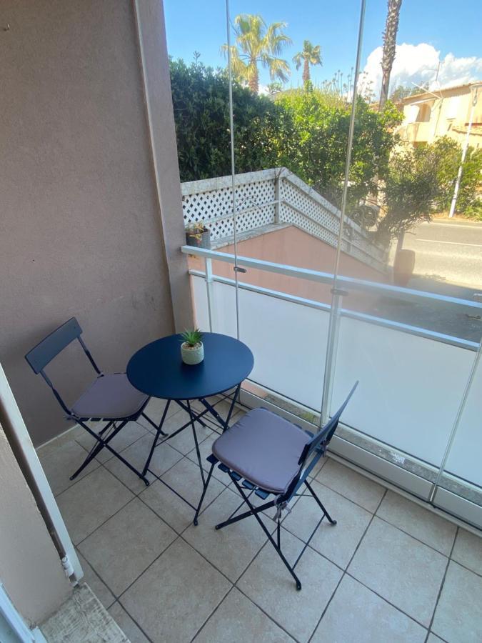 Studio Spacieux Avec Patio En Centre Ville Cavalaire-sur-Mer Ngoại thất bức ảnh