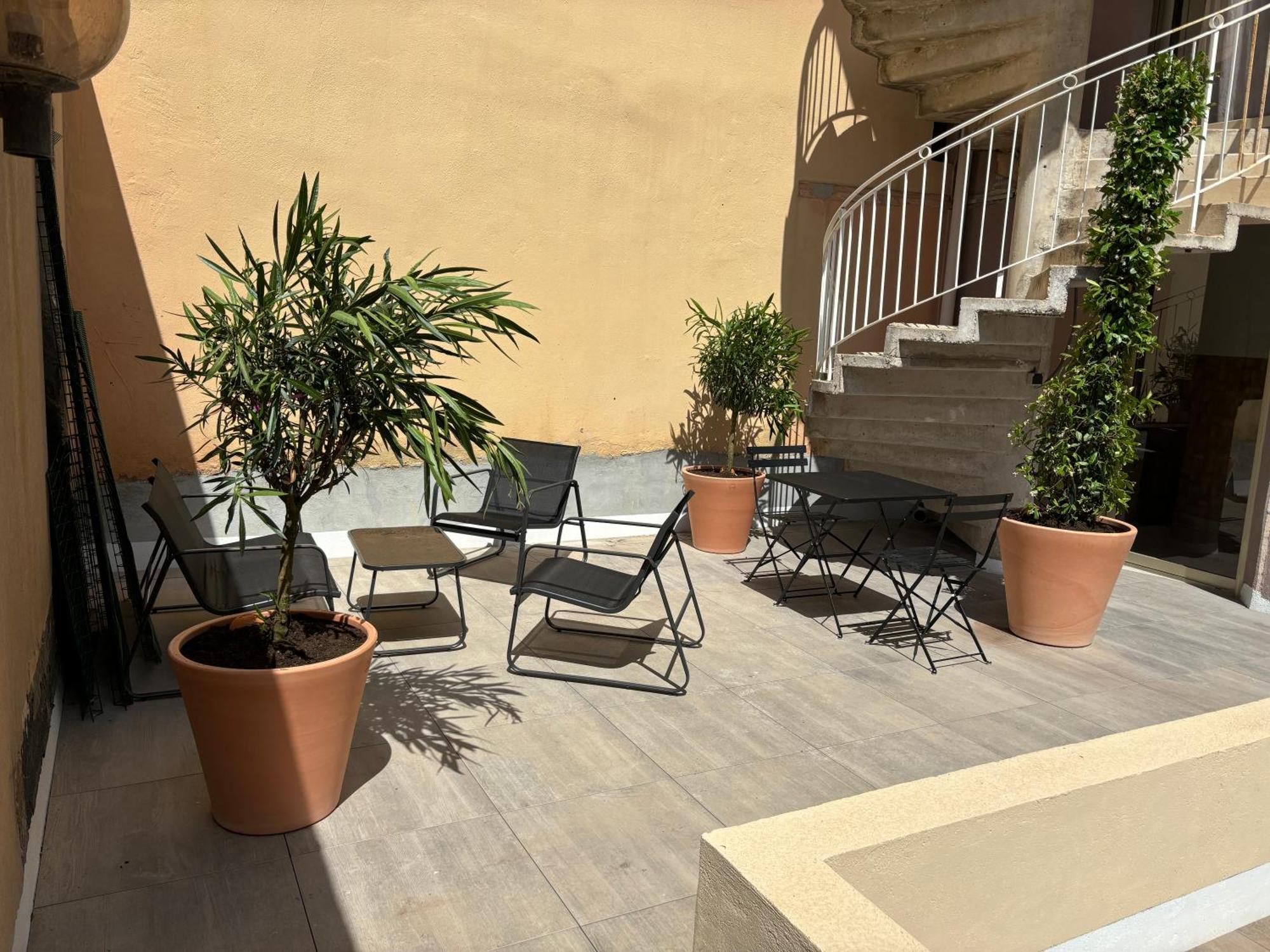 Studio Spacieux Avec Patio En Centre Ville Cavalaire-sur-Mer Ngoại thất bức ảnh
